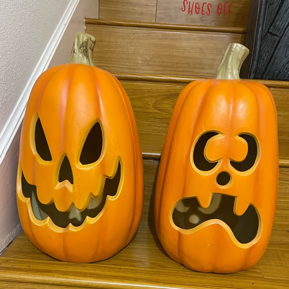 Set of two Pumpkins 🎃 Decorations